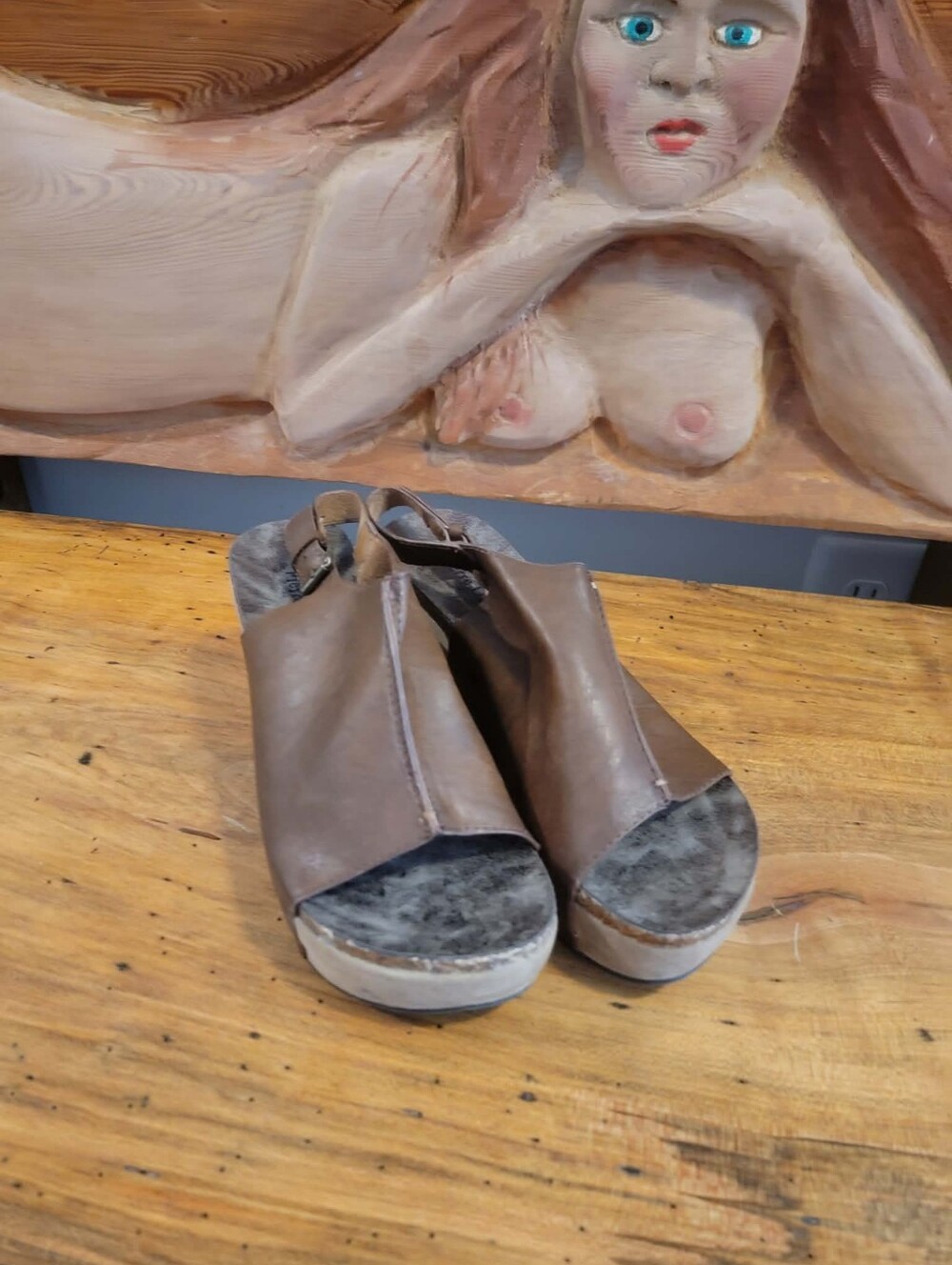 Pierre Dumas "Hester-14" Size 8 Brown 2" 3.5" Platform Wedge Sandals